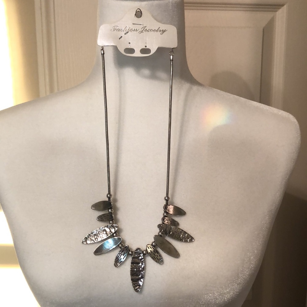 Three necklace bundle! - Picture 5 of 7
